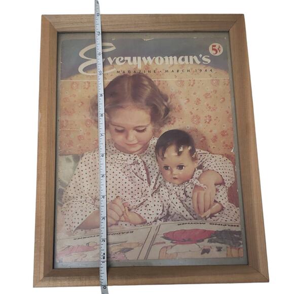 Vintage Everywomens Magazine March 1944 Cover Girl Drawing Framed - Collectible - Picture 4 of 5